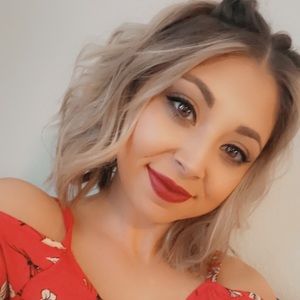 Meet your Posher, Haleigh